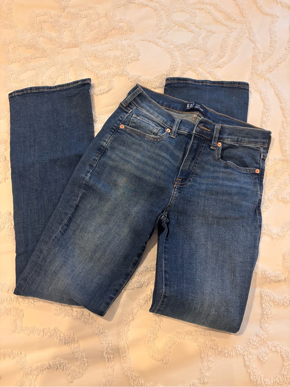 GAP Women's Slim Straight Jeans in Medium Blue